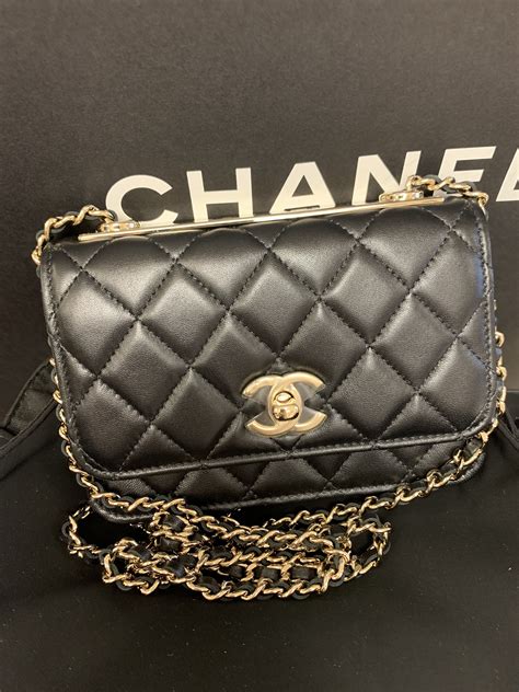 chanel mini flap vs trendy cc woc